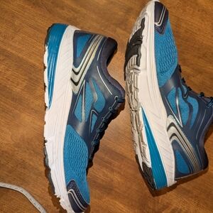 Avia Blue and White Athletic Shoes